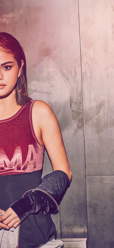 Fond d'écran iPhone Selena Gomez Puma