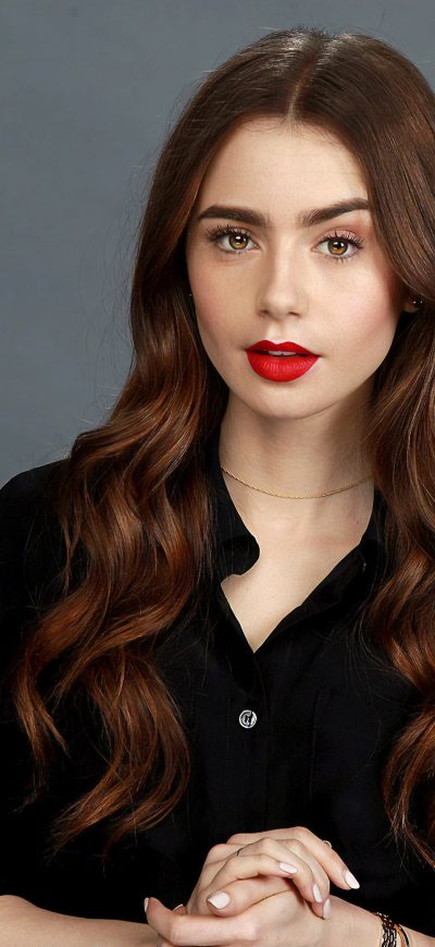 Fond d'écran iPhone Lilly Collins 2019