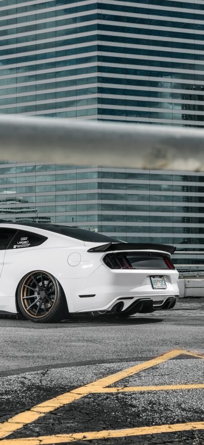 Fond d'écran Mustang S 550 sur iPhone