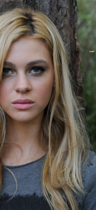 Fond d'écran iPhone Nicola Peltz American Actress