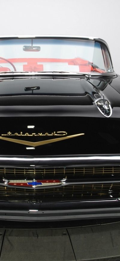 Fond d'écran Chevrolet Impala sur iPhone