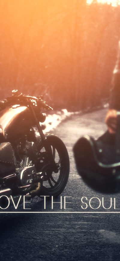 Fond d'écran iPhone Two Wheels Moves The Soul