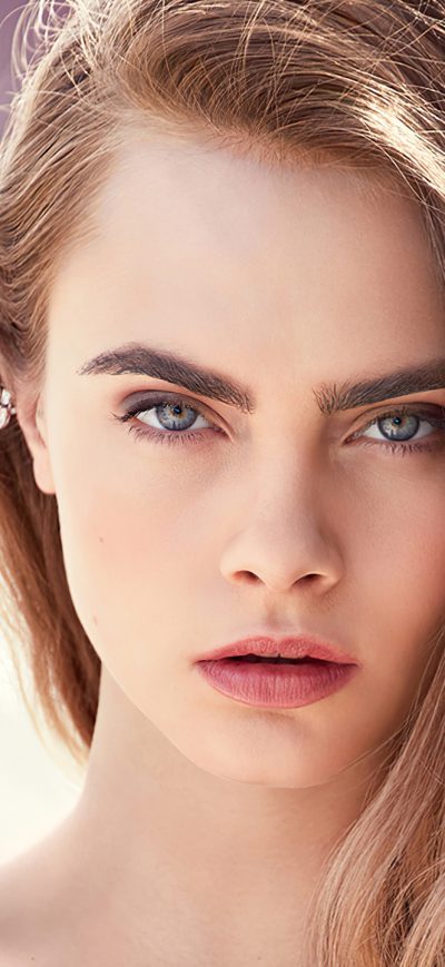 Fond d'écran iPhone New Cara Delevingne 2020