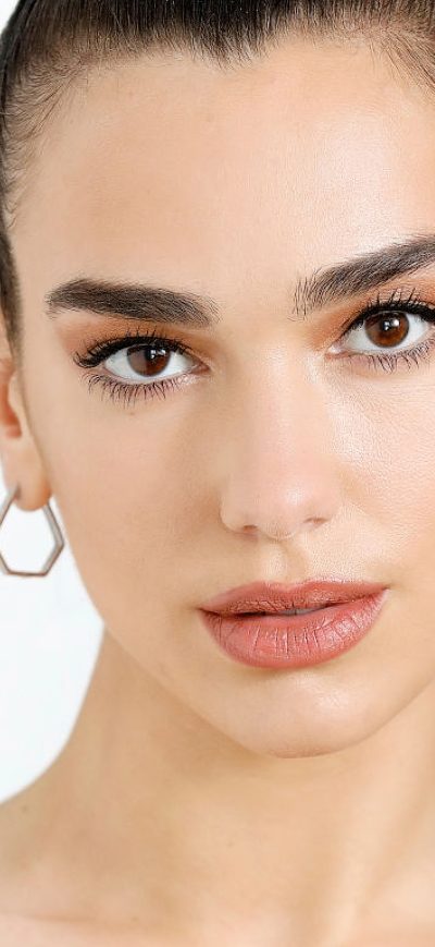Fond d'écran iPhone Dua Lipa Los Angeles Times Post 4k