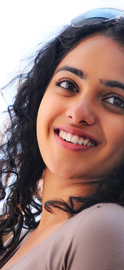 Fond d'écran iPhone Nithya Menon