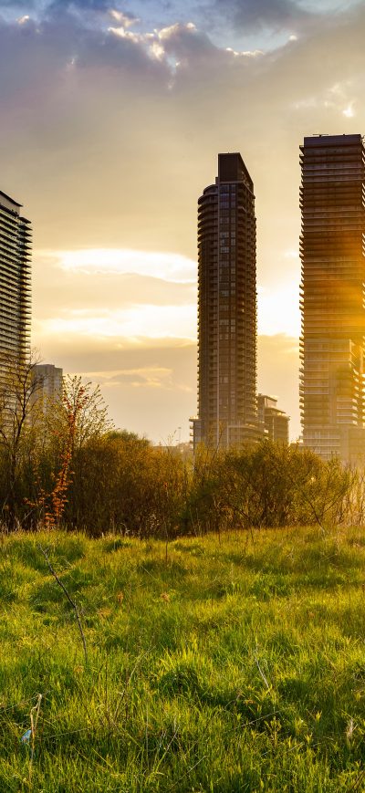 Fond d'écran iPhone Building Cityscape Grass Sunbeam Sunrise