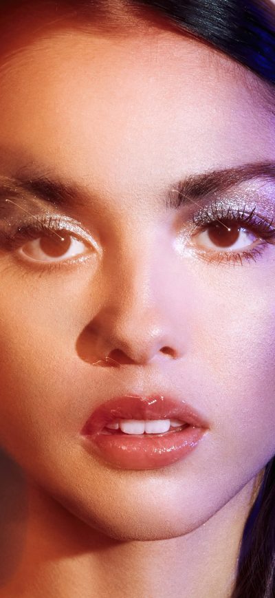 Fond d'écran iPhone 2021 Olivia Rodrigo Nylon Magazine