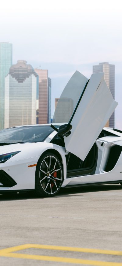 Fond d'écran White Lamborghini Aventador 5k 2018 sur iPhone