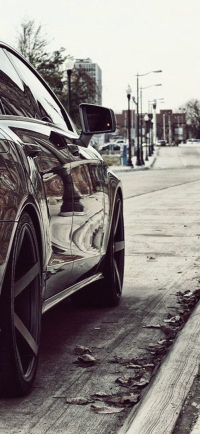 Fond d'écran Mercedes CLS Tail Light sur iPhone
