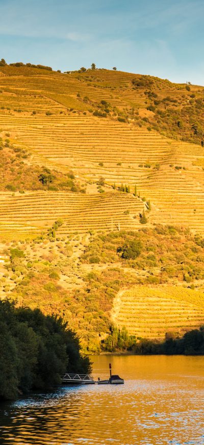 Fond d'écran Douro River 8k sur iPhone