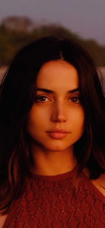 Fond d'écran iPhone Ana De Armas Beach 4k
