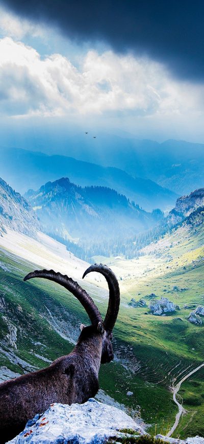 Fond d'écran Mount Pilatus sur iPhone