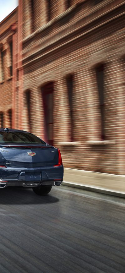 Fond d'écran Cadillac XTS 2018 sur iPhone