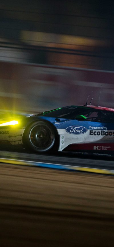 Fond d'écran iPhone Ford GT At Track