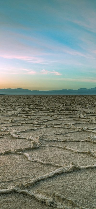 Fond d'écran iPhone Desolate Dessert Salt Lakes