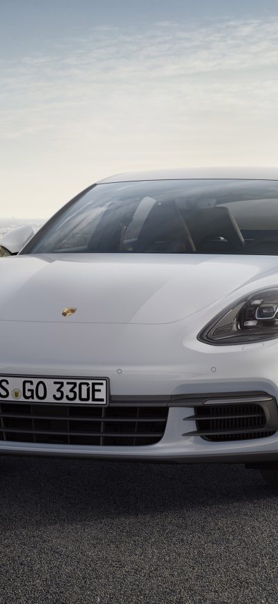 Fond d'écran iPhone Porsche Panamera 4 E Hybrid 2018