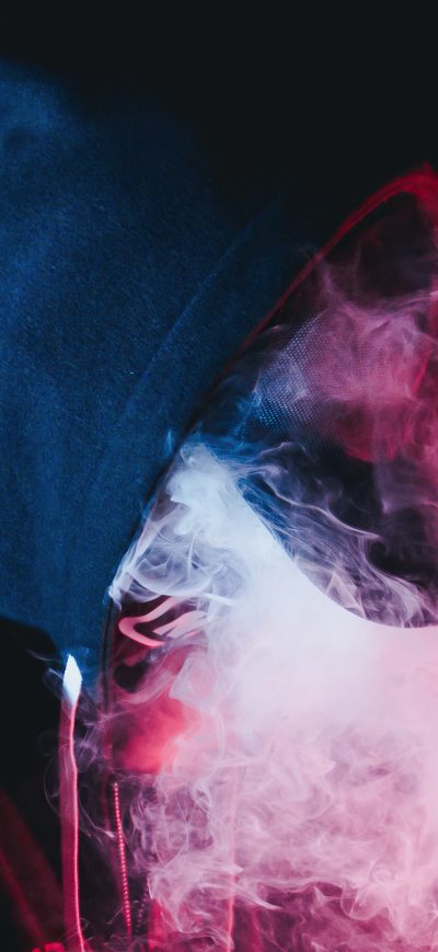 Fond d'écran iPhone Smoke Hoodie Boy 4k