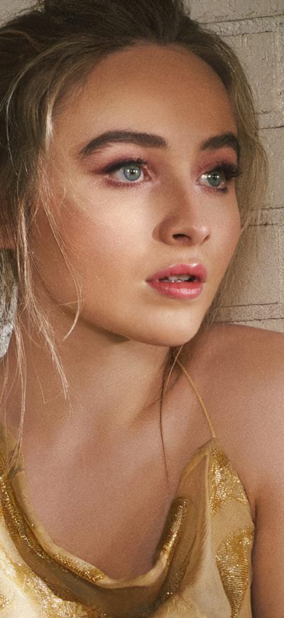 Fond d'écran iPhone Sabrina Carpenter 2020