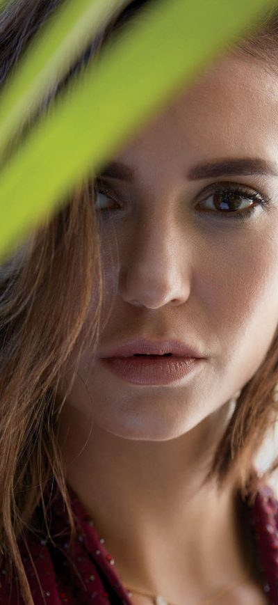 Fond d'écran iPhone Nina Dobrev Ocean Drive Magazine 2017