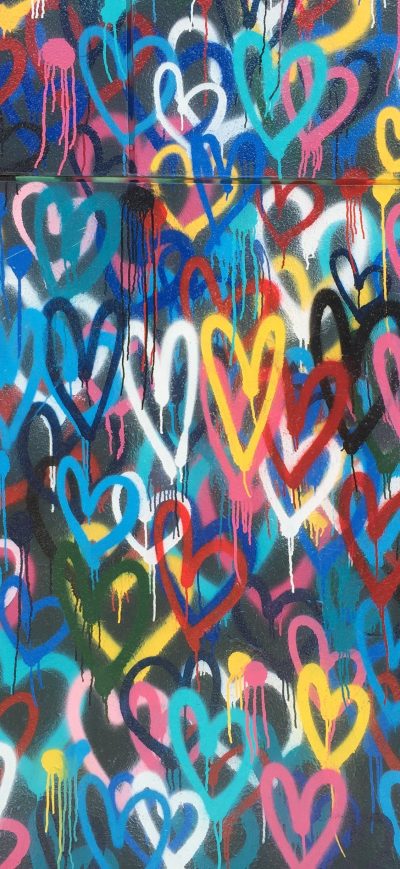 Fond d'écran iPhone Heart Painted Wall 4k