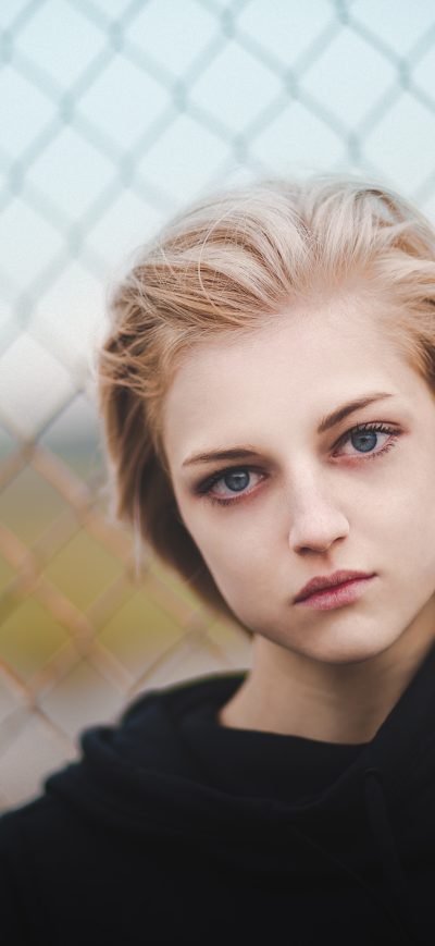 Fond d'écran iPhone Russian Blonde Girl Cute 8k