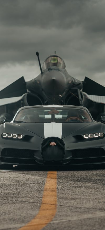 Fond d'écran iPhone Bugatti Chiron Meets Dassault Rafale Marine Jet 8k