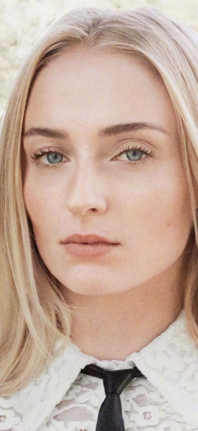 Fond d'écran iPhone Sophie Turner Vogue China July 2019