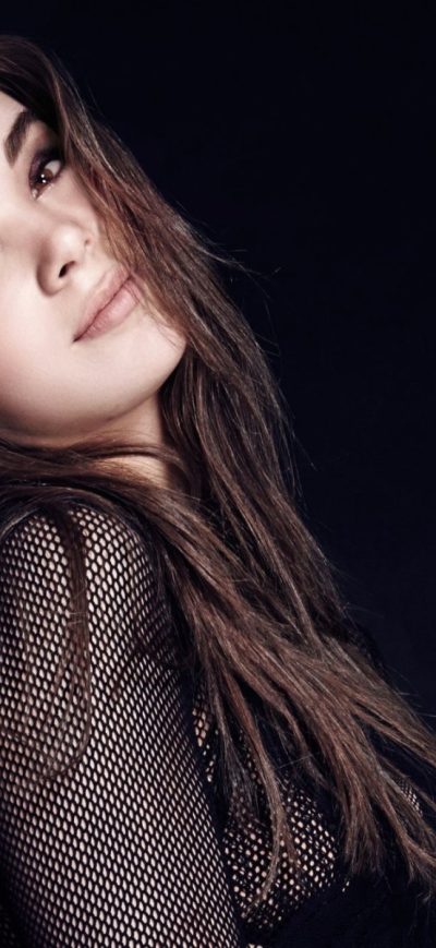 Fond d'écran iPhone 2017 Hailee Steinfeld