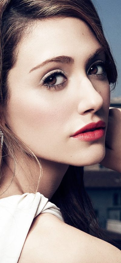 Fond d'écran iPhone Emmy Rossum 3