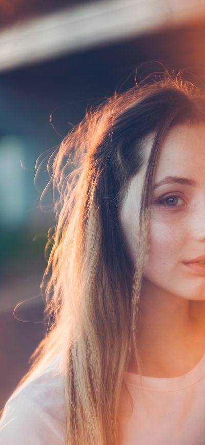 Fond d'écran iPhone Cute Girl Smiling Sundown 4k