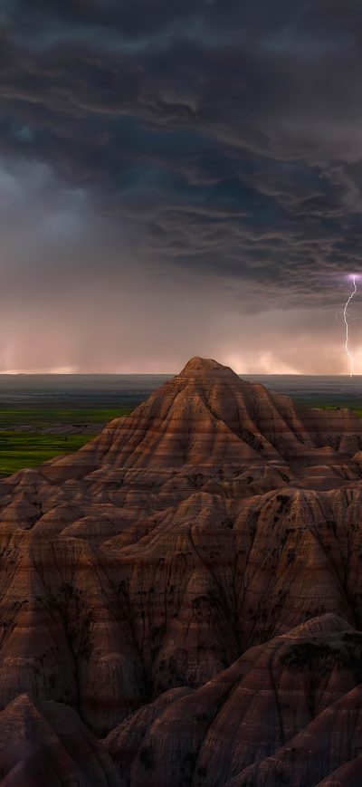 Fond d'écran iPhone Thunderstorm Over The Badlands Of South Dakota