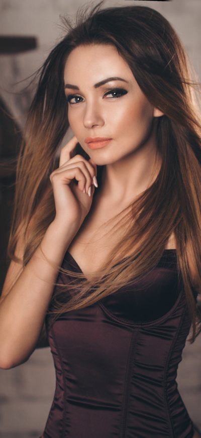 Fond d'écran iPhone Brunette Brown Eyes Women