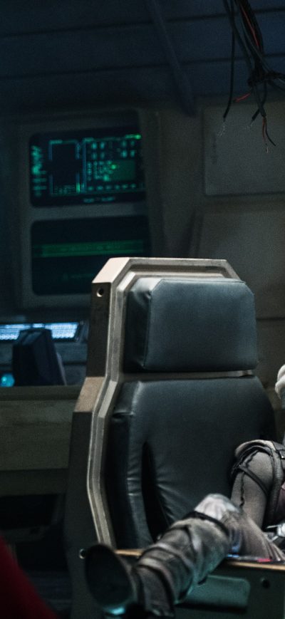 Fond d'écran iPhone Star Trek Beyond Chris Pine Sofia