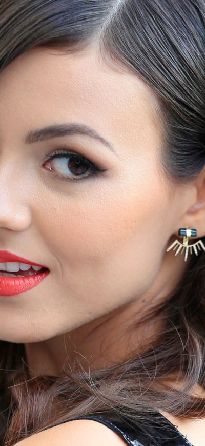 Fond d'écran Victoria Justice Gorgeous sur iPhone