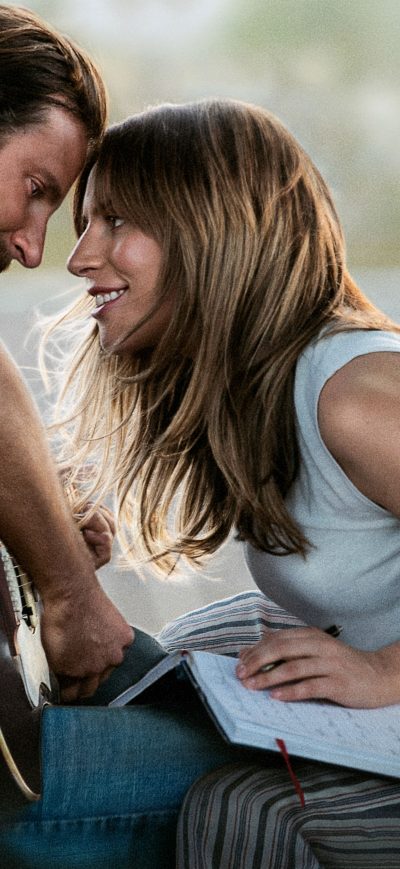 Fond d'écran iPhone Bradley Cooper And Lady Gaga In A Star Is Born