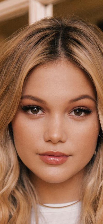 Fond d'écran iPhone Olivia Holt Photoshoot 2017
