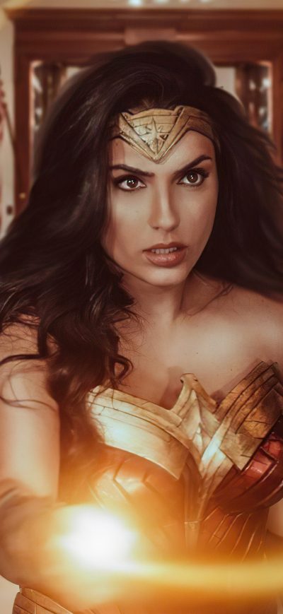 Fond d'écran iPhone Wonder Woman Cosplay 2022