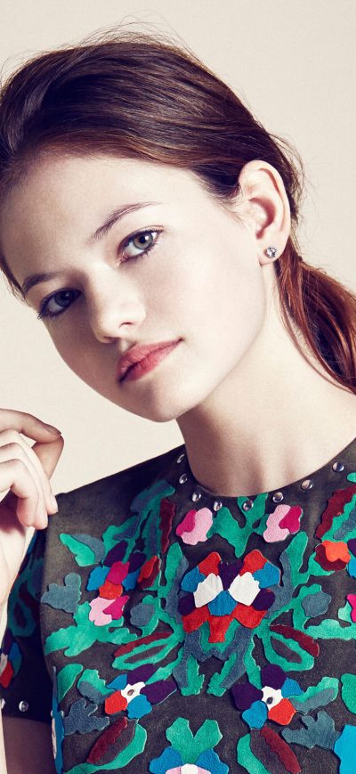 Fond d'écran Mackenzie Foy sur iPhone