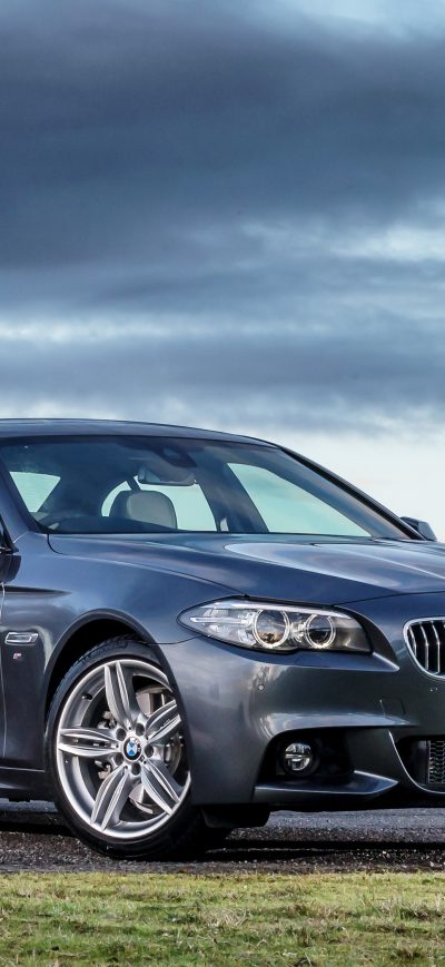 Fond d'écran iPhone Bmw 5 Series 2017