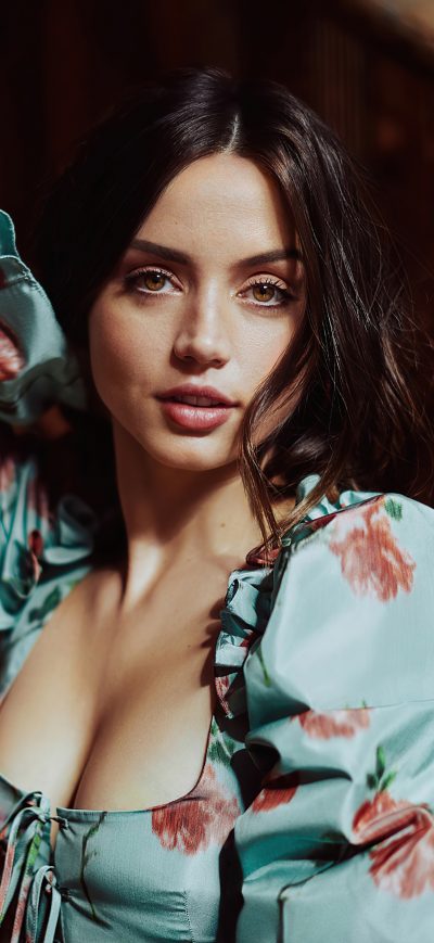 Fond d'écran iPhone 4k Ana De Armas 2020 Actress