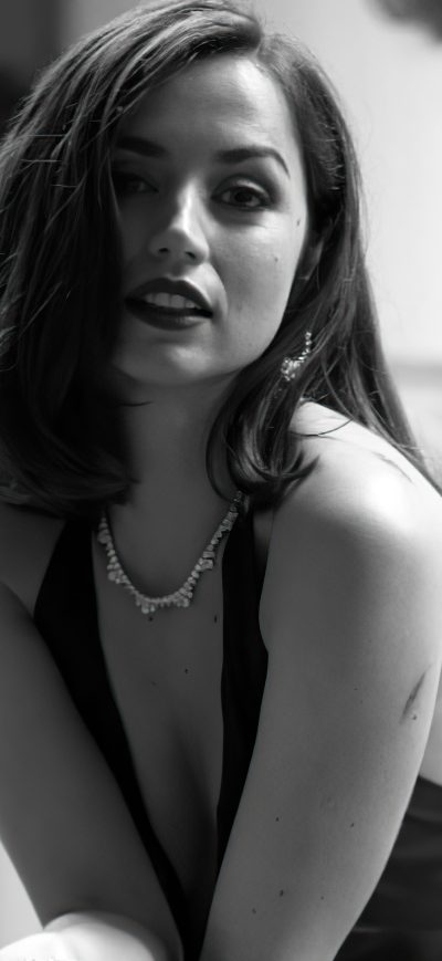 Fond d'écran iPhone Ana De Armas No Time To Die Photoshoot