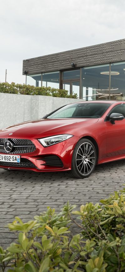 Fond d'écran 2018 Mercedes Benz CLS 400 D 4MATIC AMG sur iPhone