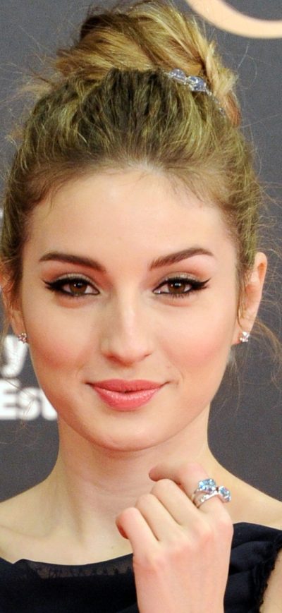 Fond d'écran Maria Valverde Celebrity sur iPhone