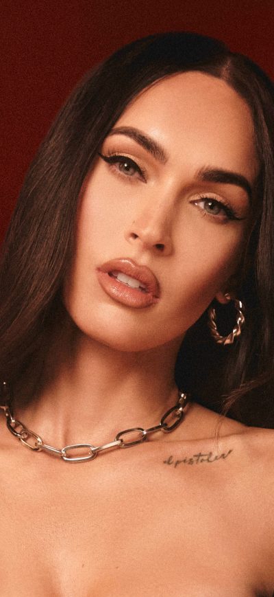 Fond d'écran iPhone Megan Fox Boohoo X Megan Fox Collection 4k