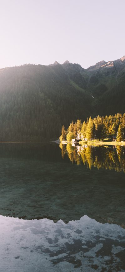 Fond d'écran iPhone Lakeside Reflection Landscape 5k