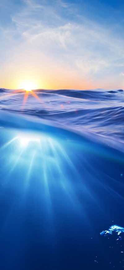 Fond d'écran iPhone Ocean Clean Water Sun Rays Bubbles 5k