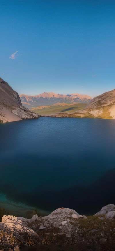 Fond d'écran iPhone Carnavron Lake In Kananaskis Alberta 4k