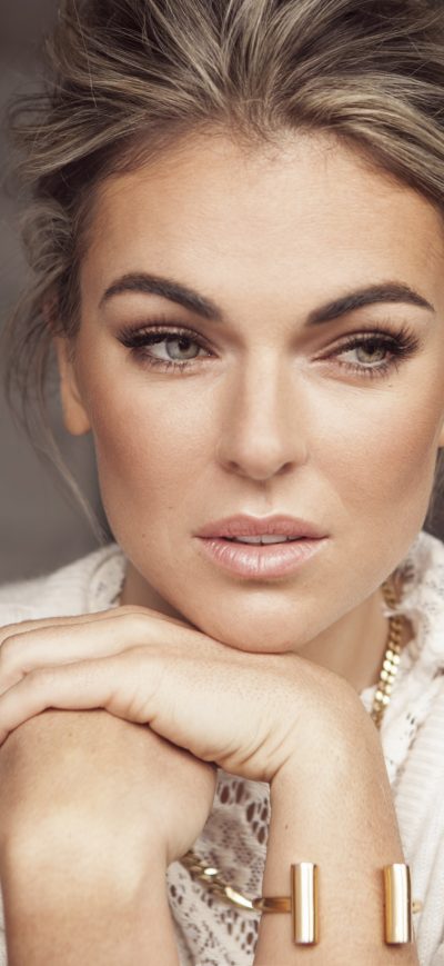 Fond d'écran iPhone Serinda Swan