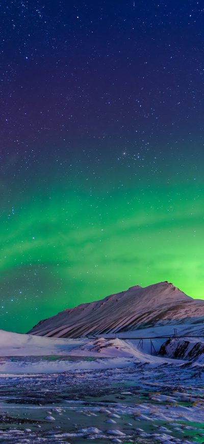 Fond d'écran Aurora Borealis 4k sur iPhone