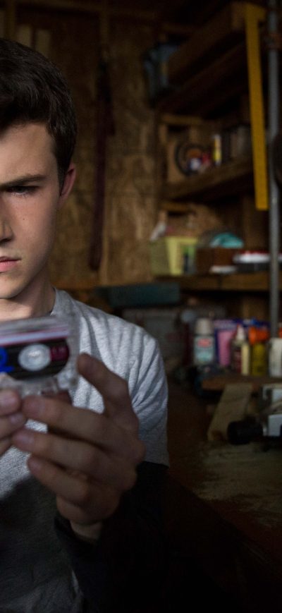 Fond d'écran iPhone Dylan Minnette As Clay Jensen In 13 Reasons Why